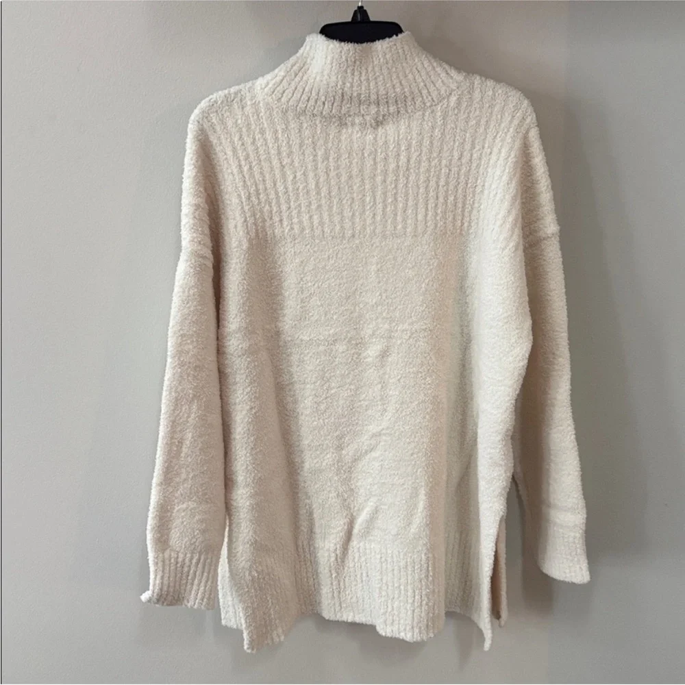 Barefoot Dreams Cozy Chic High Low Pullover - Picture 4 of 5